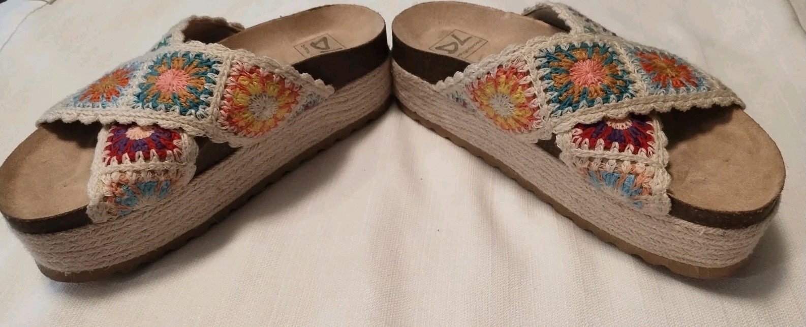 Dirty Laundry Plays Flat Platform Slide Floral Cr… - image 10