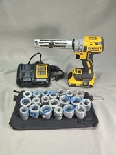 DEWALT DCE151TD1 20V MAX XR 20 Volt Cordless Cable Stripper Kit FREE SHIPPING