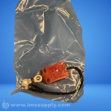 Allen Bradley 440P-ASLB02D4 Series A Short Lever Limit Switch FNIP