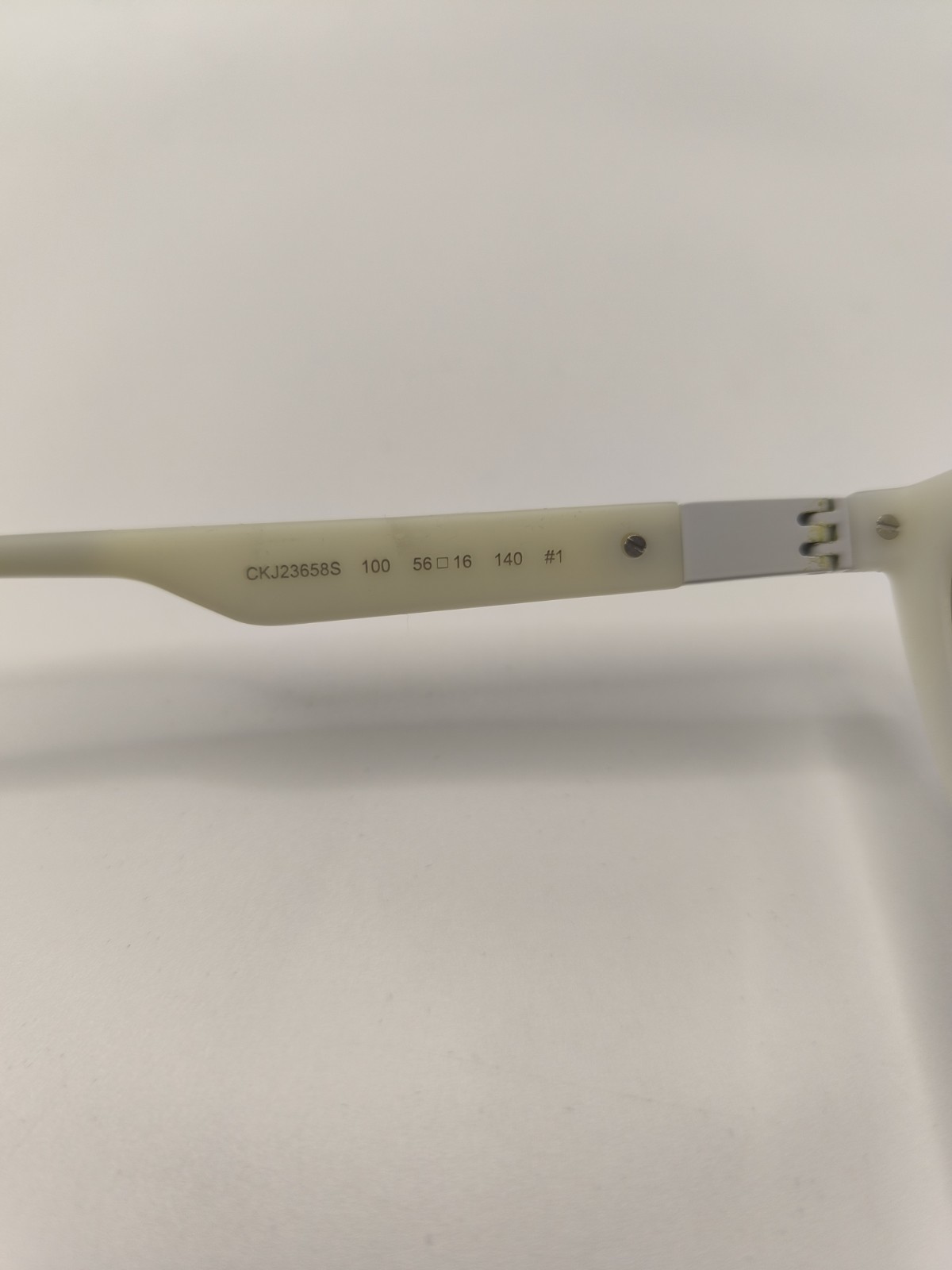 Calvin Klein White Womens Cats Eyes Sunglasses Brand New with Case image 10