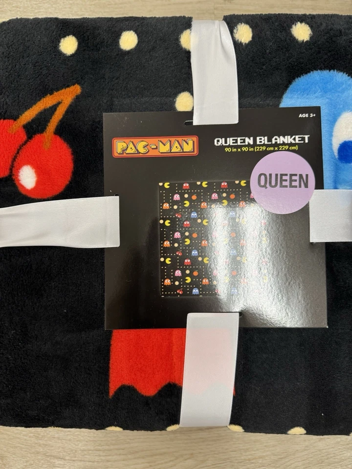 Pac-Man королева одеяло покрывало новый! Плюшевое мужское одеяло Pac 90 x 90 дюймов - Изображение 2 из 3