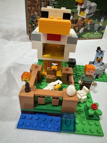Lego Minecraft The Chicken Coop Used With Box And Instructions - Picture 5 of 8