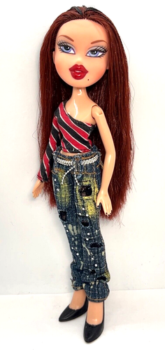 MGA Bratz Talking Yasmin Doll W/Stand COLLECTIBLE HTF Rare NEW AS IS