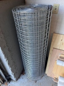 FENCER WIRE4 ft. x 42 ft. 10-Gauge Welded Wire Fence with Mesh 2 in. x 2 in.