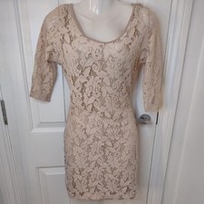 Warehouse Pink Lace Bodycon Dress – Size 10 – 3/4 Sleeve – Elegant & Feminine