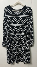 LuLaRoe Emily Black White Chevron Print V-Neck Long Sleeve Swing Dress size L