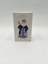 2012 Hallmark Netherlands Santas Around the World Keepsake Ornament Blue white