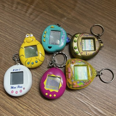 6 VTG  Tamagotchi Giga Pets Tiger/ Other Untested