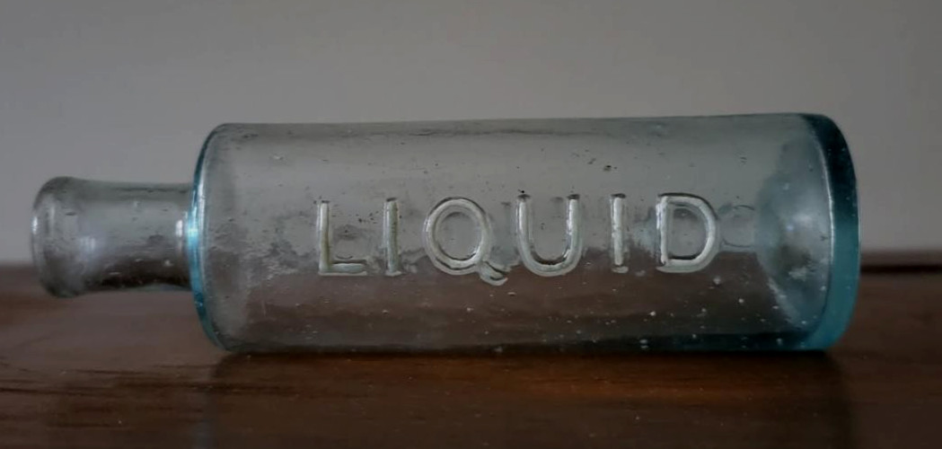 0pen Pontil Medicine Bottle: LIQuID OPODELDOC... Real Nice/.
