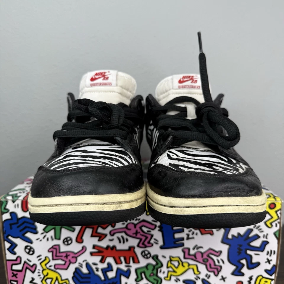 Nike Quartersnacks x Dunk SB Low Little Debbie’s Zebra Cakes Size 8 DM3510-001 - Image 3 of 4