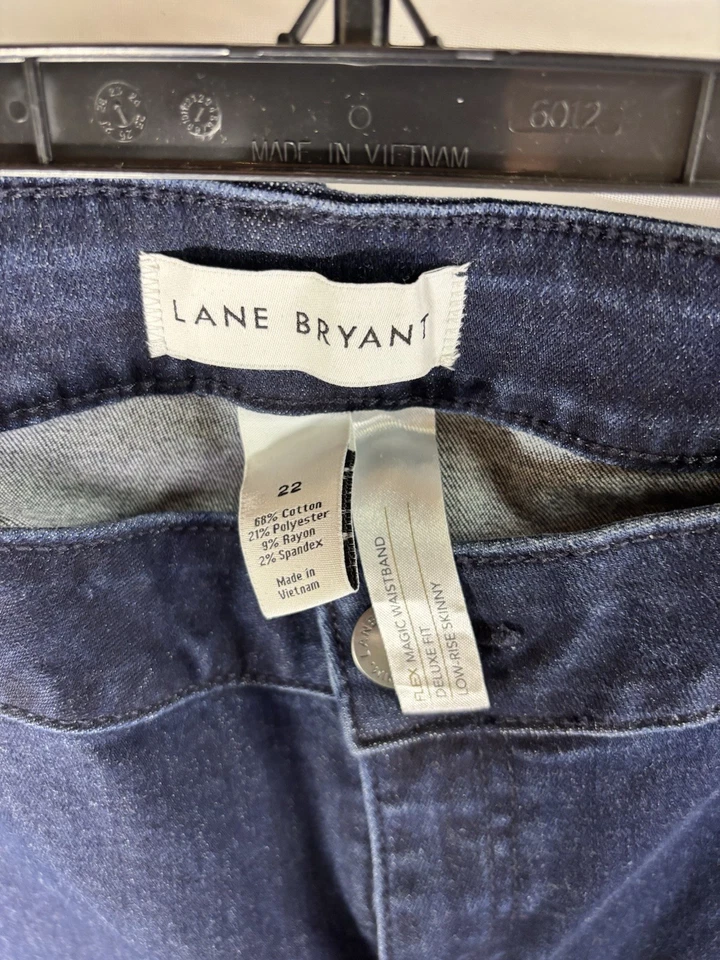 Pantalones de mezclilla Lane Bryant para mujer talla 22 ajustados tiro bajo flexible cintura mágica ajuste de lujo Foto 4 de 4