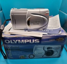 Olympus CAMEDIA D-460 3x Zoom 1.3MP Digital Camera - Silver NEW Open Box