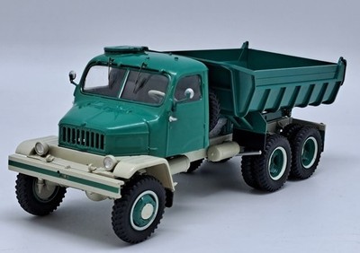 PREMIUM CLASSIXXS - PRAGUE V3S 6x4 Green Dump Truck - 1/43 - PRX47139