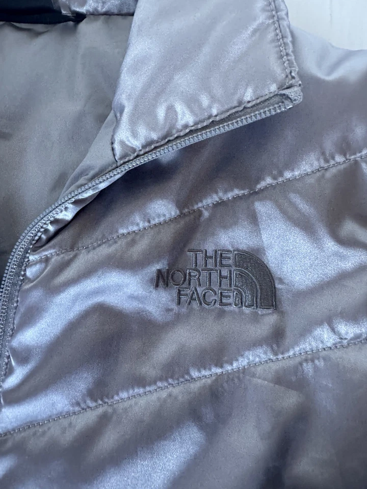 The North Face Silver Women’s Winter Puffer Coat Size Small - Image 3 of 4