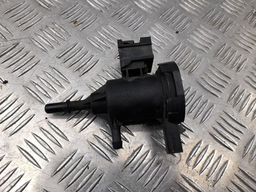 Mercedes-Benz GL X166 2013 Vakuumventil Unterdruckventil Magnetventil ATV41356