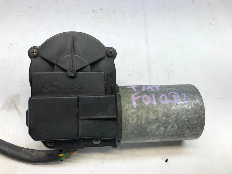 1985 - 1992 Volvo 740 limpador de para-brisa motor conjunto dianteiro Electrolux fabricante de equipamento original 35181338 - Imagem 2 de 4