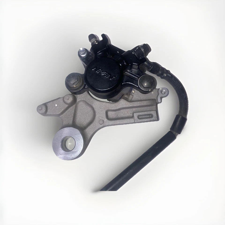 Pinça de freio traseira e conjunto de cilindro mestre Honda CBR300R 2015-2022 fabricante de equipamento original - Imagem 2 de 4