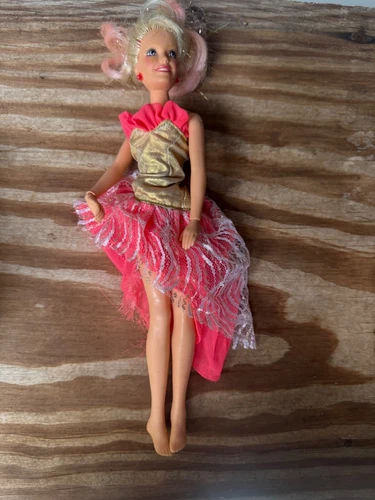 Hasbro Jerrica Benton Jem Holograms Doll With Pink & Gold Dress Retro 1985