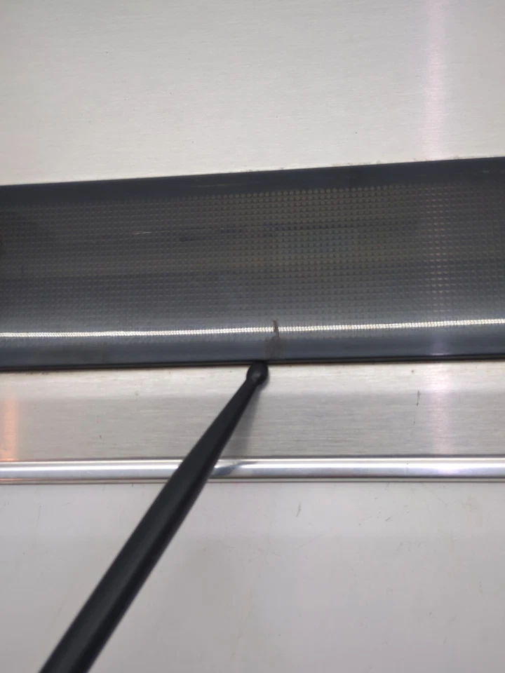 Оригинальная отделочная панель задней молдинговой панели отражателя для задней двери 1987-1996 Ford F150 - Изображение 4 из 4