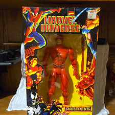 Product Image: ToyBiz Marvel Universe Daredevil 10 in Fully Jointed Action Figure w/ Accessory
