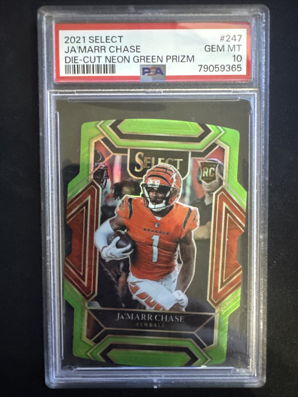 2021 Panini Select Club Level Ja'Marr Chase #247 Neon Green Prizm DieCut /349 RC