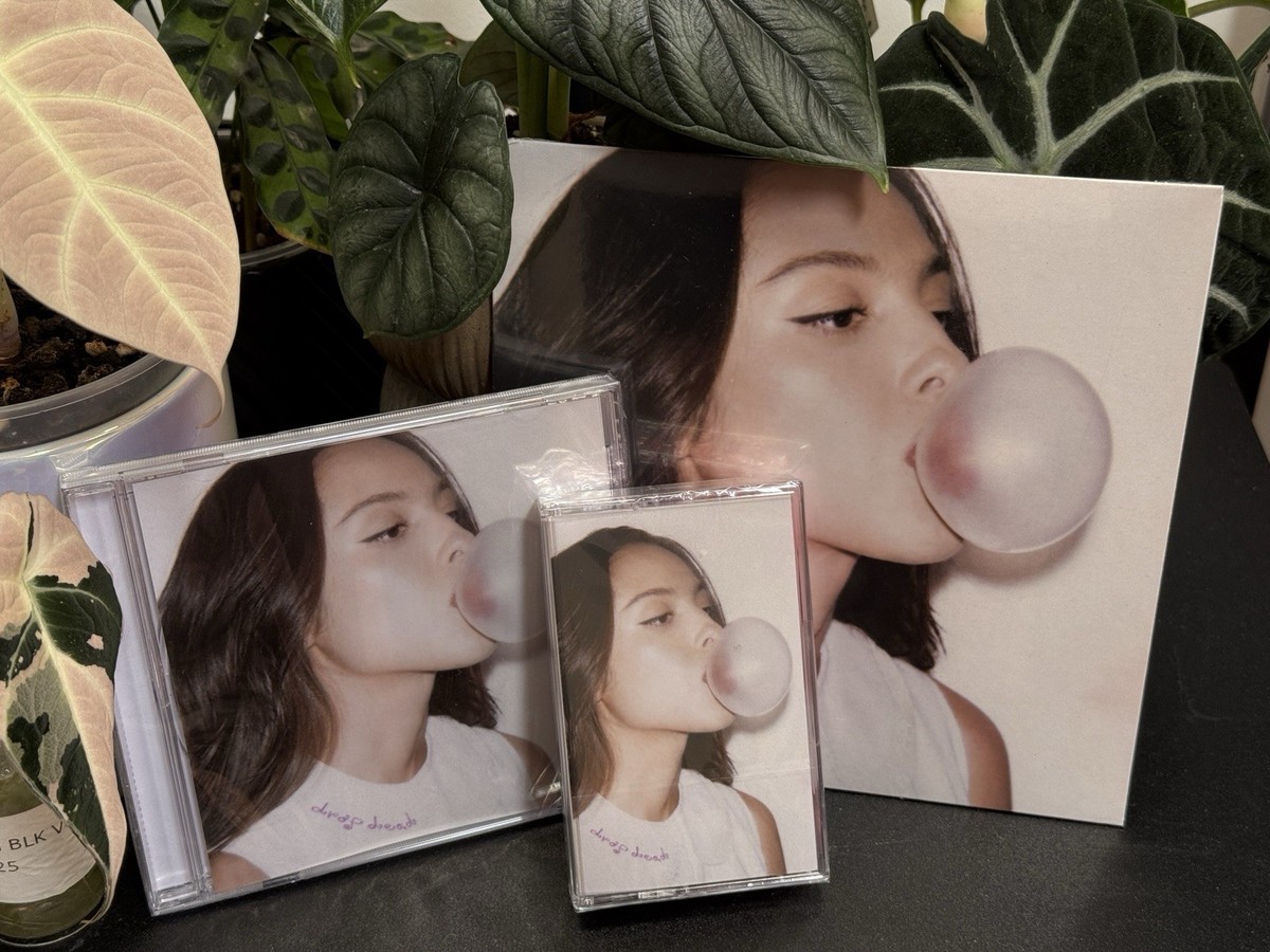 Vinyl or CD: Olivia Rodrigo - Drop Dead Limited Edition Pink