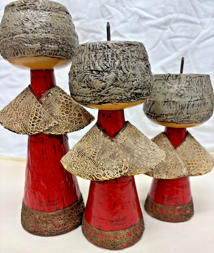 3 Big Eyed Choir Girls Candle Holders Signed Gustavo Mexico, 1 is Missing Book - Picture 6 of 12