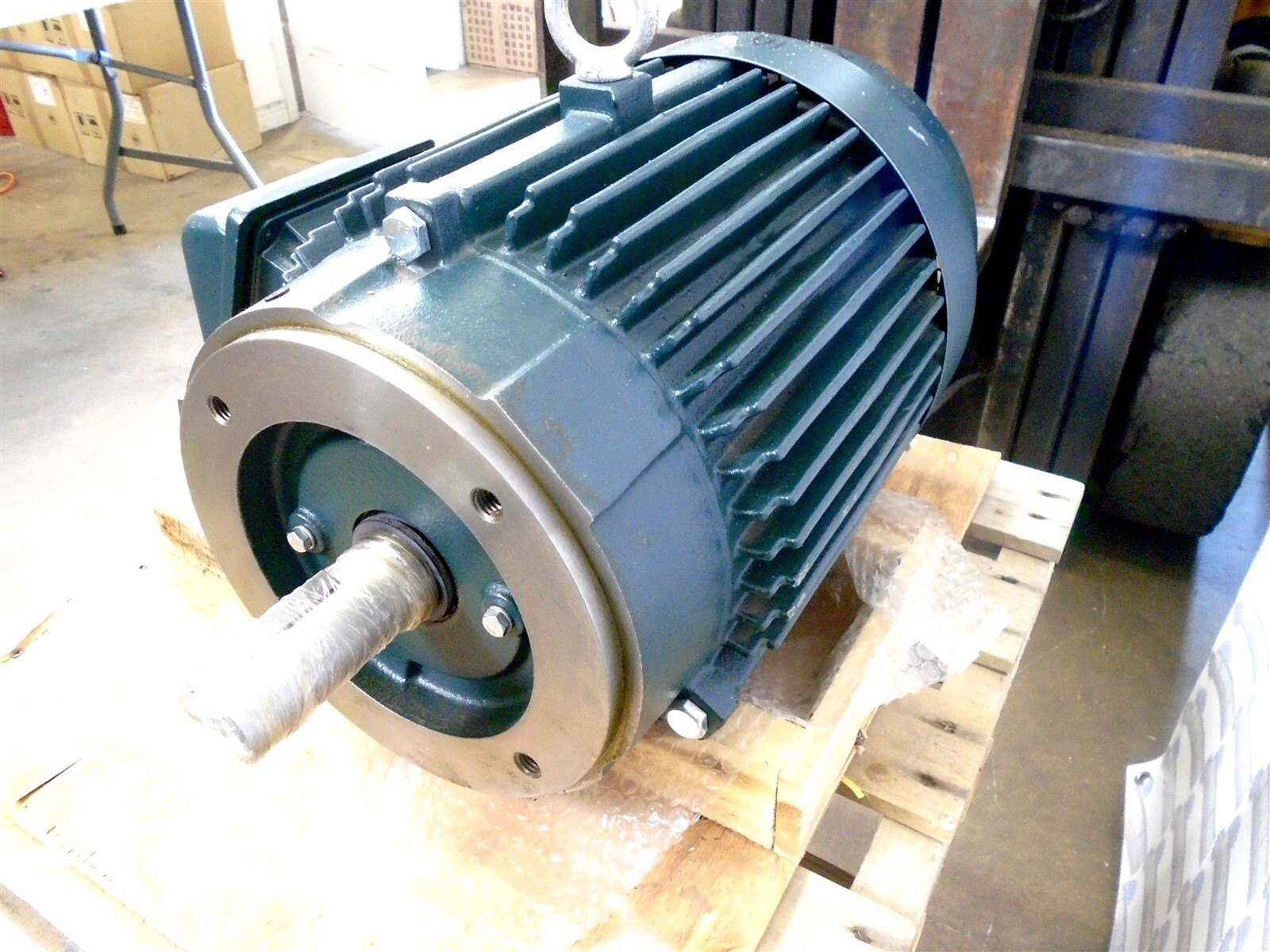 TOSHIBA 0104SDSR44A-P - Cont Duty EQP AC MOTOR - 10HP 1800RPM 230/460V - 1-3/8"