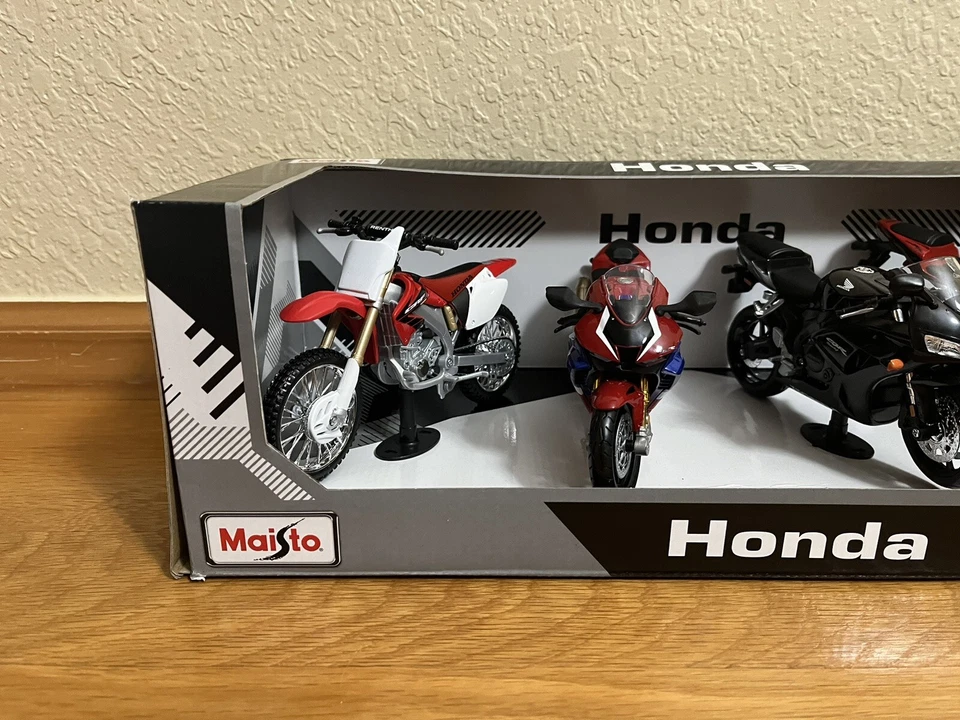 Maisto 1:12 Scale Diecast Honda Motorcycles / Motorbikes - Set of 4 Brand New - Image 2 of 4