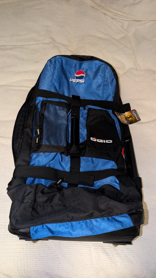 Ogio Layover Blue Wheeled Rolling Suitcase/Luggage/Carry-On - New Pepsi Travel - Image 2 of 4