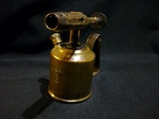 ancienne lampe à souder