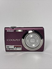 Nikon Coolpix S220 10.0MP Digital Camera Plum Purple 3x Optical Zoom WORKS 