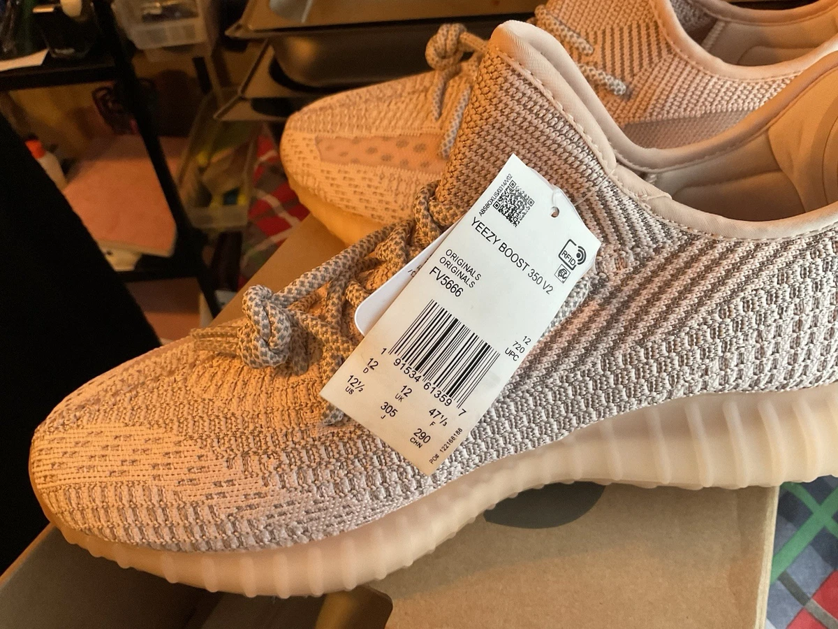 Yeezy 350 synth reflective mens size 10.5 brand new with tags Adidas Yeezy Boost 350 V2 Synth Non-Reflective Mens Size US  main image 3