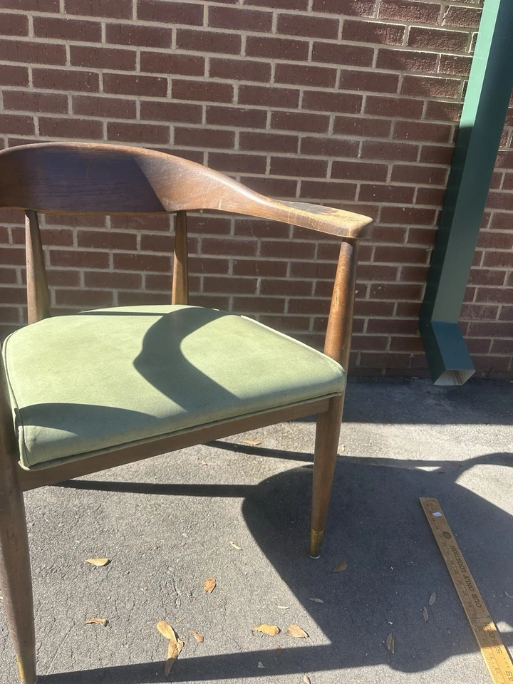 Biking  Chair Co Walnut Mid-Century Modern Arm Chair Retro As Is - Image 3 of 4