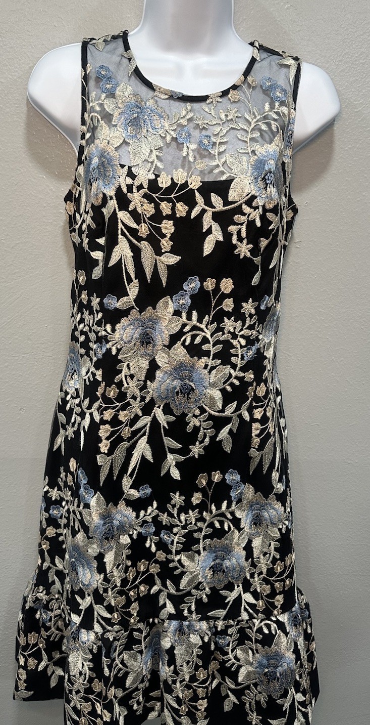 White House Black Market Dress Women's Size 8 Black Ivory Lace Lining Sleeveless