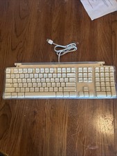Vintage Genuine Apple Macintosh Pro Keyboard 109-keys USB White M7803