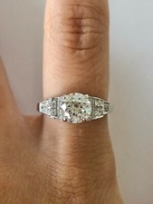 Amazing 1.5 CT Round Clear CZ 925 Silver Curved Accent Style Ring Size 7