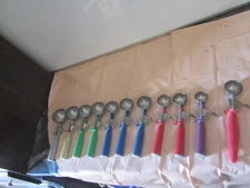 (11) Vintage Syscoware Stainless Steel Ice Cream Scoops  USA  (one is Hamilton )