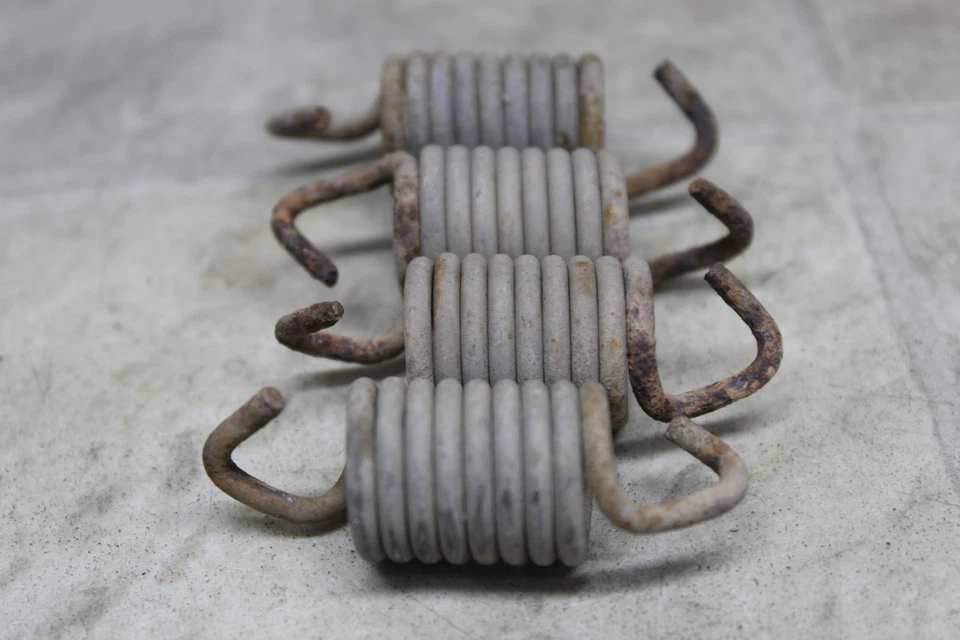 02-13 Polaris Sportsman 500 OEM Cabezal de escape Cabezal Tubo Muelles 7041804 Foto 3 de 4