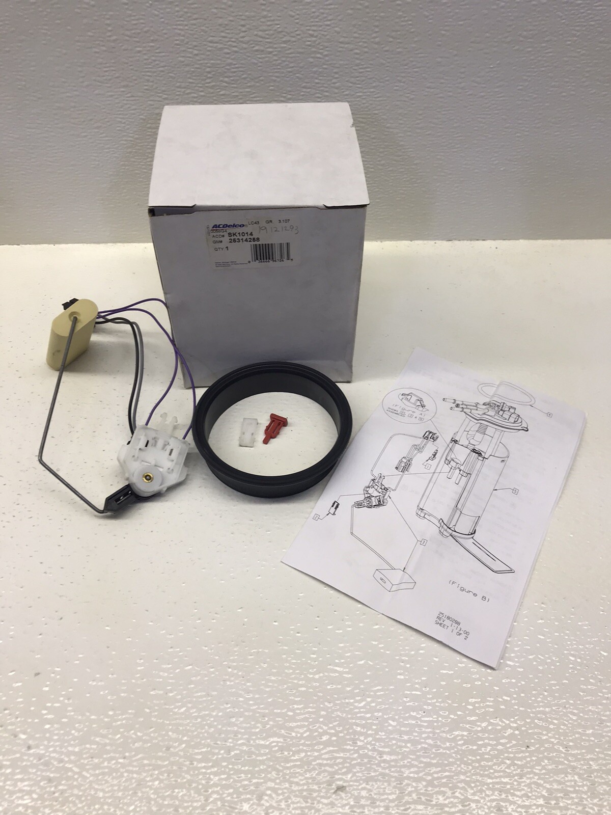 New ACDelco OEM SK1014 GM 25314258 Fuel Level Sensor Kit Blazer 