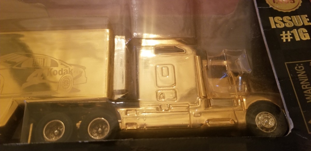 Racing Champions 24k Gold Series Kodak Film Transporter W/Car #1G