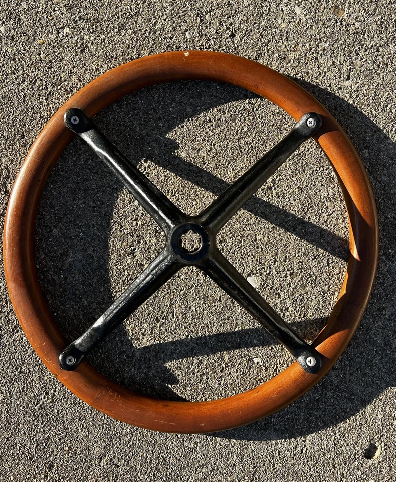 "Volante de madera Ford modelo T modelo A 18"" 4 radios R S 3 1748E" Foto 2 de 4