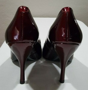 bcbg patent leather pumps