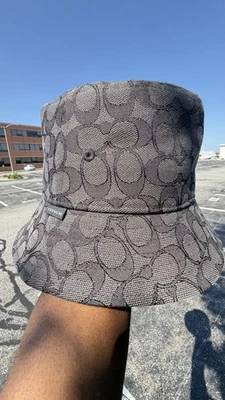 未使用新品COACH Bsball Hat Charcoal XSml/S 未使用新品COACH Bsball Hat Charcoal XSml/S Signature Jacquard