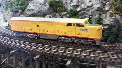 HO Proto 1000 FM Erie-Built Union Pacific 652 Diesel Locomotive DCC Original Box