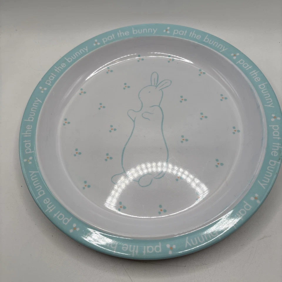 Plato de vajilla de melamina Pat the Bunny. Azul 8,25 pulgadas Juego de 2 Foto 2 de 4