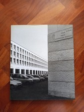 (Fotografia) GIANNI BERENGO GARDIN Viale della Previdenza Sociale PELITI 2004