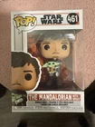 Funko Pop! Vinyl: Star Wars - The Mandalorian with Grogu #461