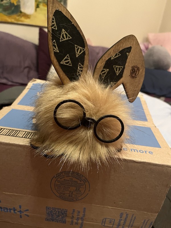 Pom Pom Bunny w/Glasses