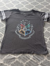 Harry Potter Hogwarts Crest T-Shirt Wizarding World Universal Studios